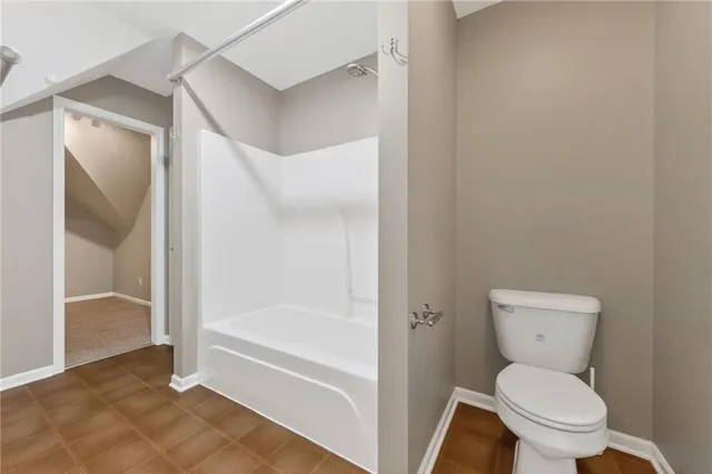 $1,200,000 | 1978 Southwest County Road 11517, Rich Hill, MO 64779