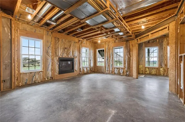 $1,200,000 | 1978 Southwest County Road 11517, Rich Hill, MO 64779