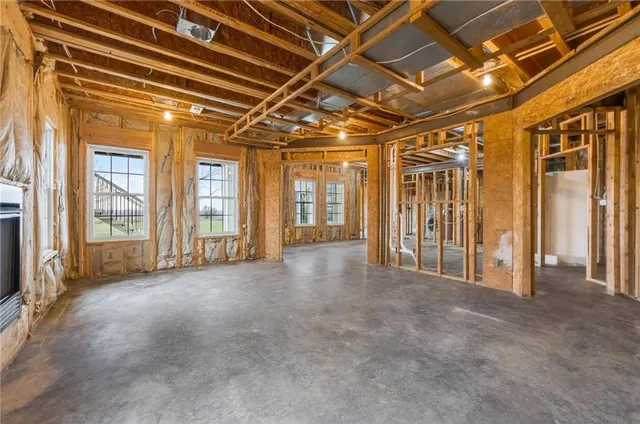 $1,200,000 | 1978 Southwest County Road 11517, Rich Hill, MO 64779