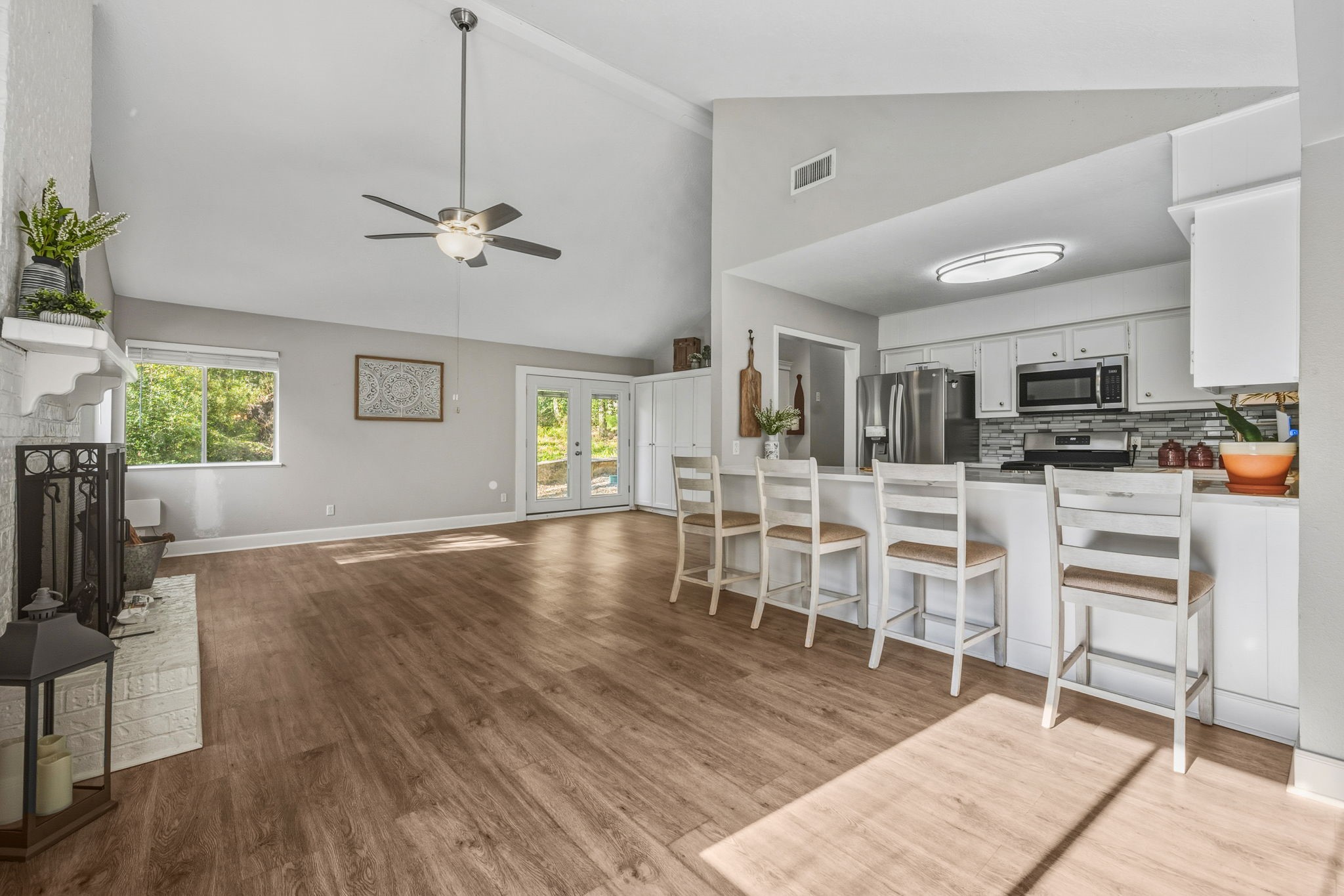 141 White Oak Street Point Blank, TX 77364 - Photo 9 of 30