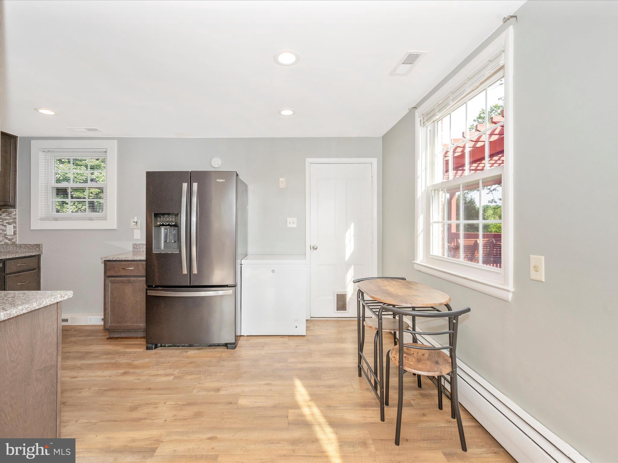 7728 Carter Road Sykesville, MD 21784 - Photo 12 of 57 Dining Area