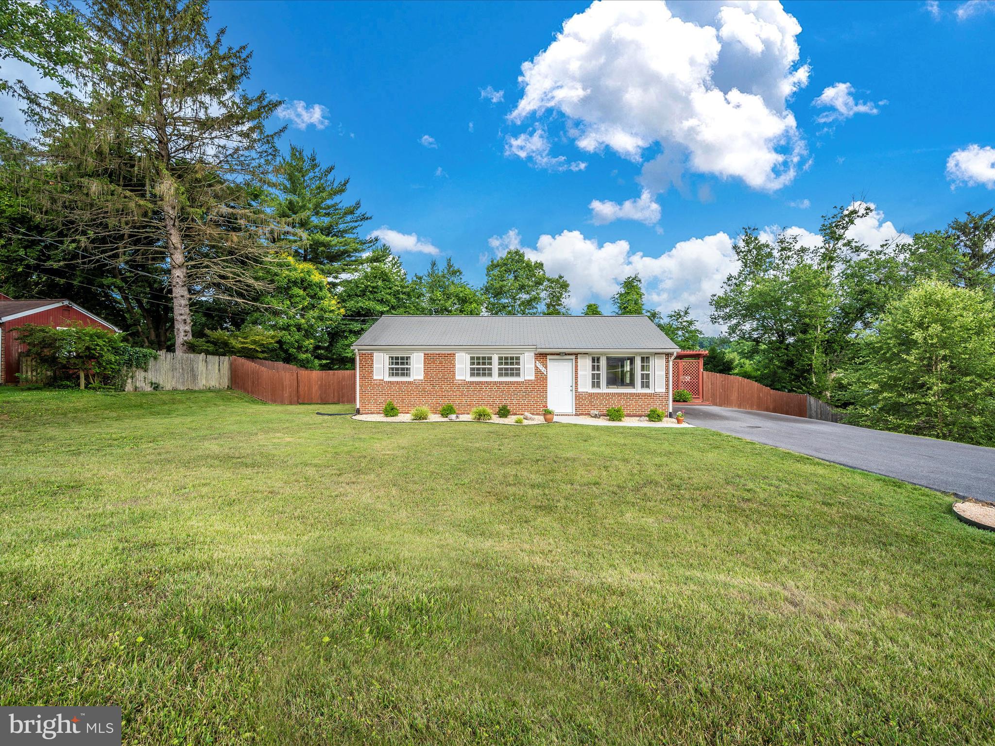 7728 Carter Road Sykesville, MD 21784 - Photo 45 of 57 Exterior Front
