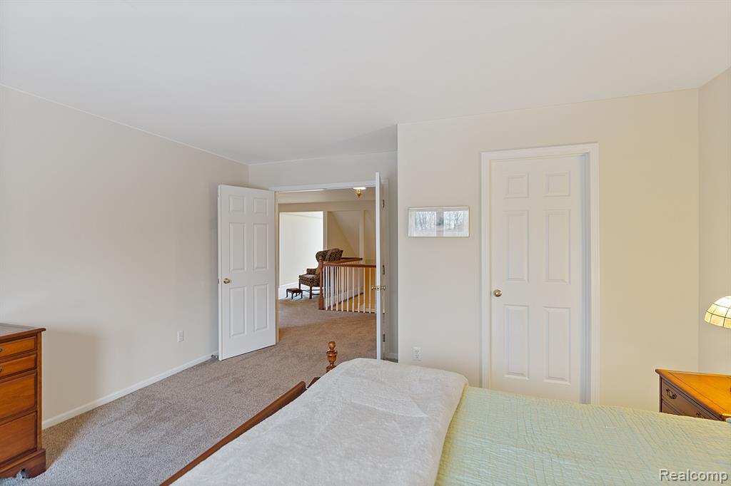 6596 Steeple Ridge Clarkston, MI 48346 - Photo 14 of 34