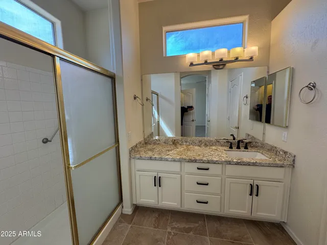 $2,100 | 19231 North Coyote Lakes Parkway, Surprise, AZ 85378