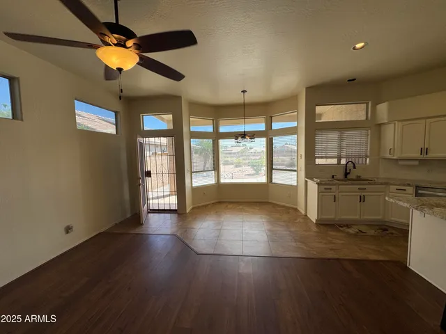 $2,100 | 19231 North Coyote Lakes Parkway, Surprise, AZ 85378