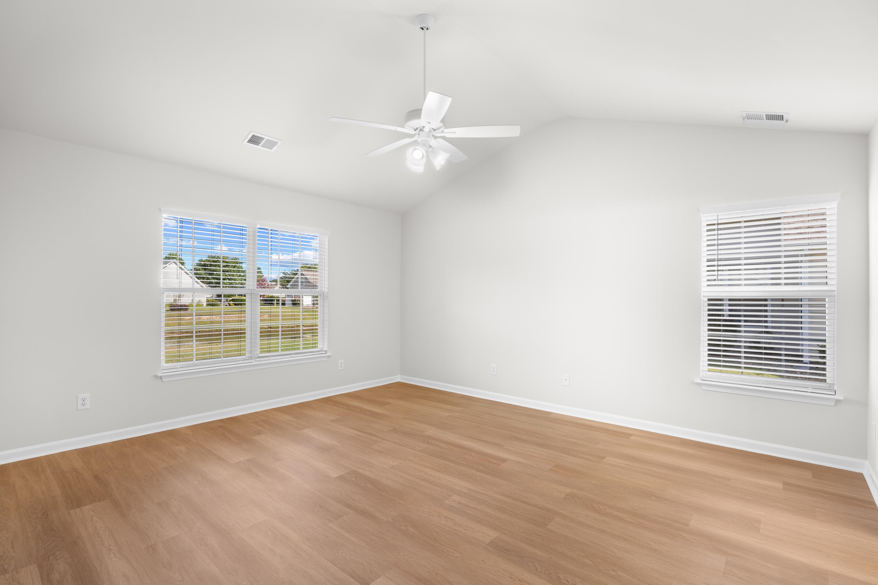 1016 Castle Rock Court Murrells Inlet, SC 29576 - Photo 19 of 40 Gallery Image 19