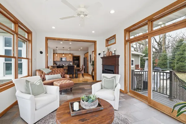 $960,000 | 68836 215th Street, Darwin, MN 55324