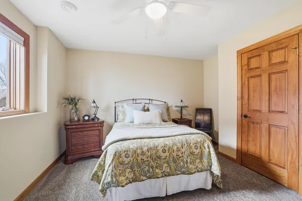 $960,000 | 68836 215th Street, Darwin, MN 55324