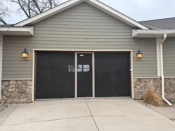 $960,000 | 68836 215th Street, Darwin, MN 55324