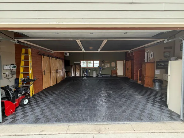 $960,000 | 68836 215th Street, Darwin, MN 55324
