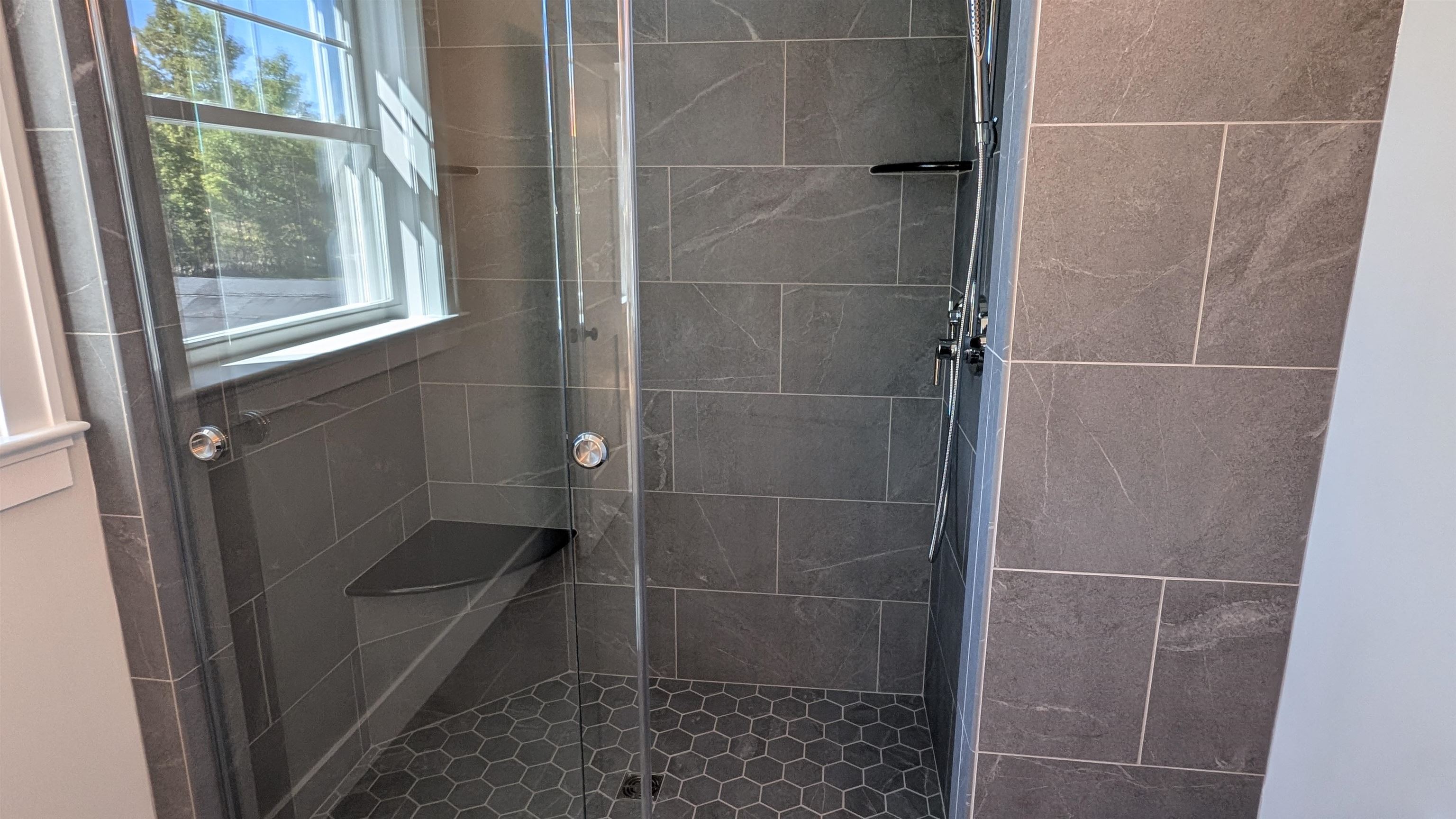 297 Sandown Road, Unit 72 Fremont, NH 03044 - Photo 39 of 58 Gallery Image 39