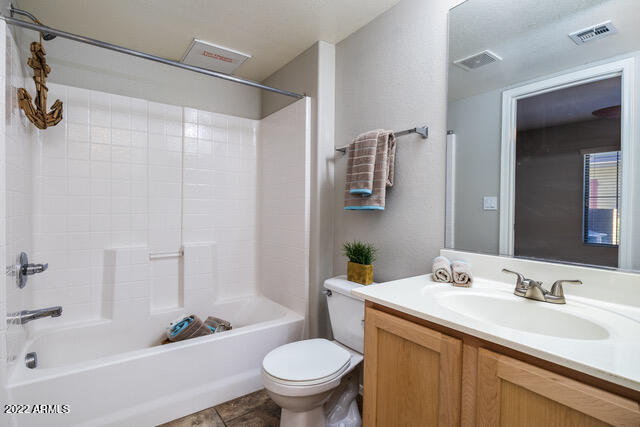 2150 West Alameda Road, Unit 1399 Phoenix, AZ 85085 - Photo 21 of 36 Guest Bathroom
