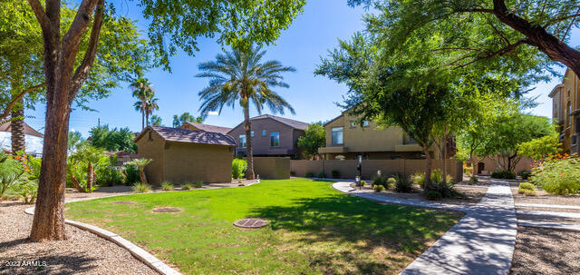 2150 West Alameda Road, Unit 1399 Phoenix, AZ 85085 - Photo 36 of 36 Grassy area