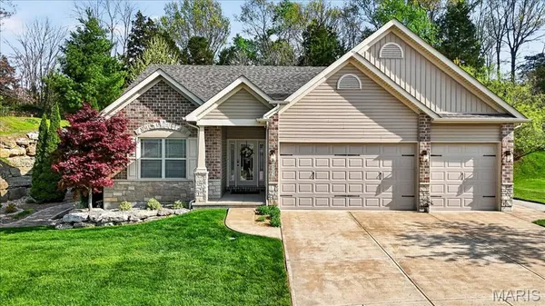 $435,000 | 6712 Silverstone Court, Byrnes Mill, MO 63051