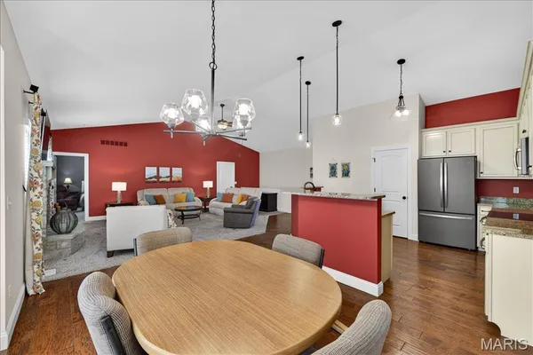 $435,000 | 6712 Silverstone Court, Byrnes Mill, MO 63051