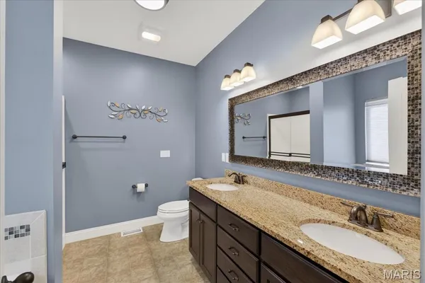 $435,000 | 6712 Silverstone Court, Byrnes Mill, MO 63051