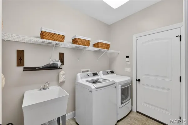 $435,000 | 6712 Silverstone Court, Byrnes Mill, MO 63051