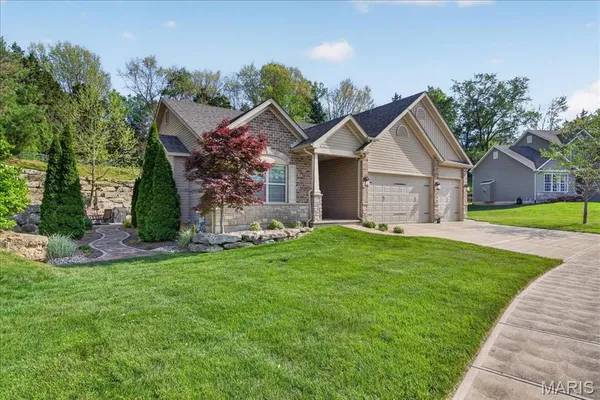 $435,000 | 6712 Silverstone Court, Byrnes Mill, MO 63051