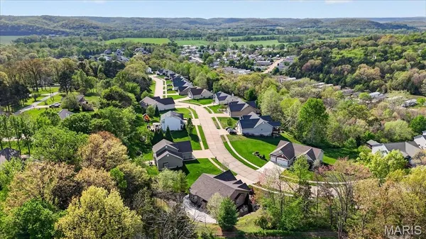 $435,000 | 6712 Silverstone Court, Byrnes Mill, MO 63051