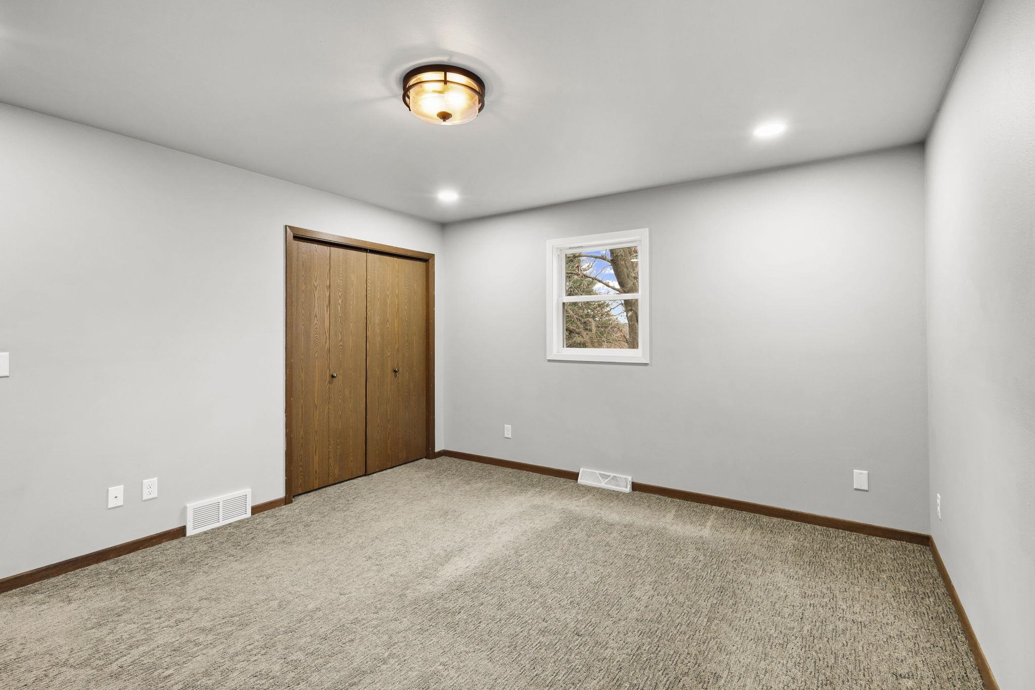 2610 Gladeview Road Cottage Grove, WI 53527 - Photo 19 of 37