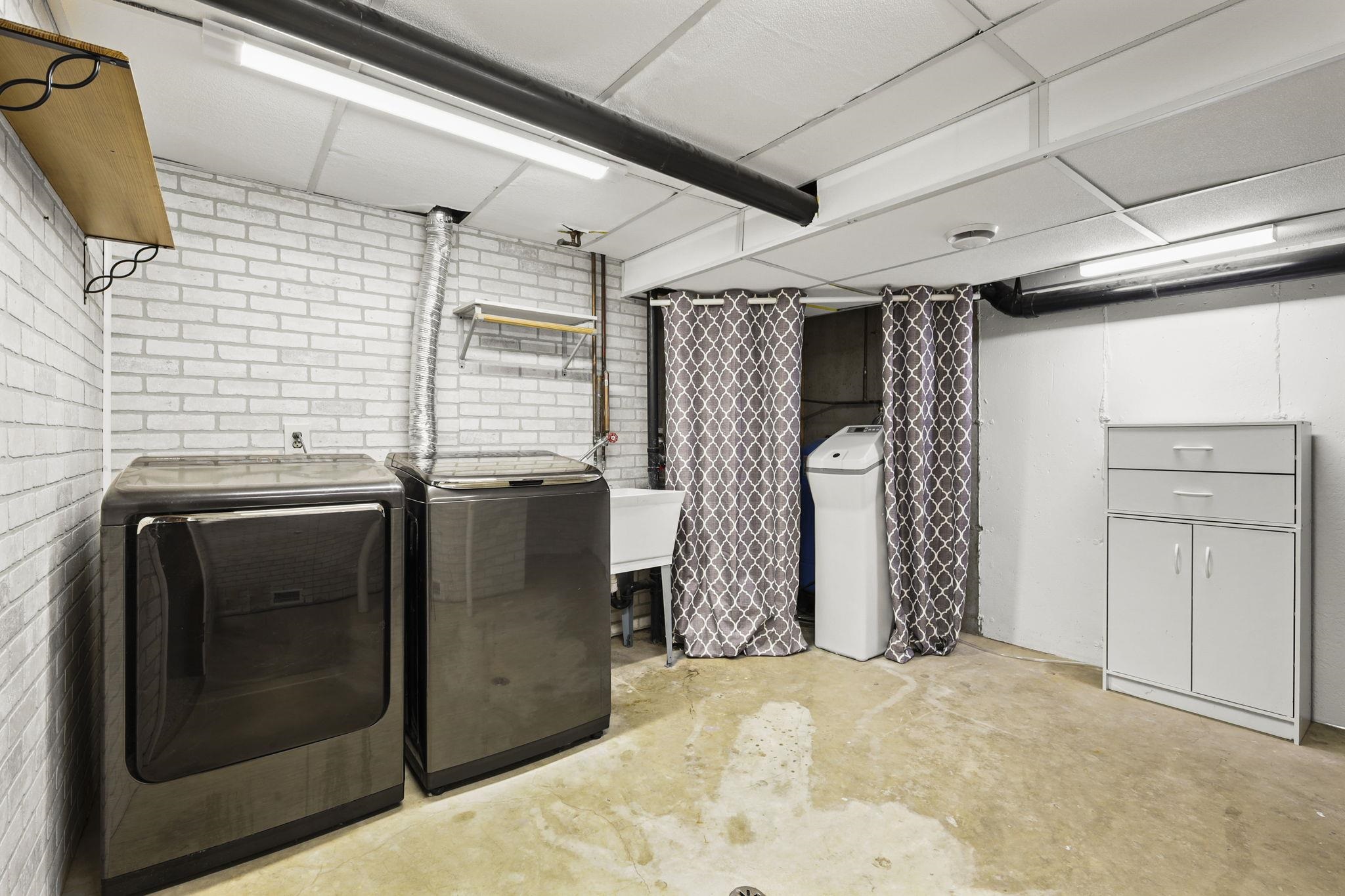 2610 Gladeview Road Cottage Grove, WI 53527 - Photo 27 of 37