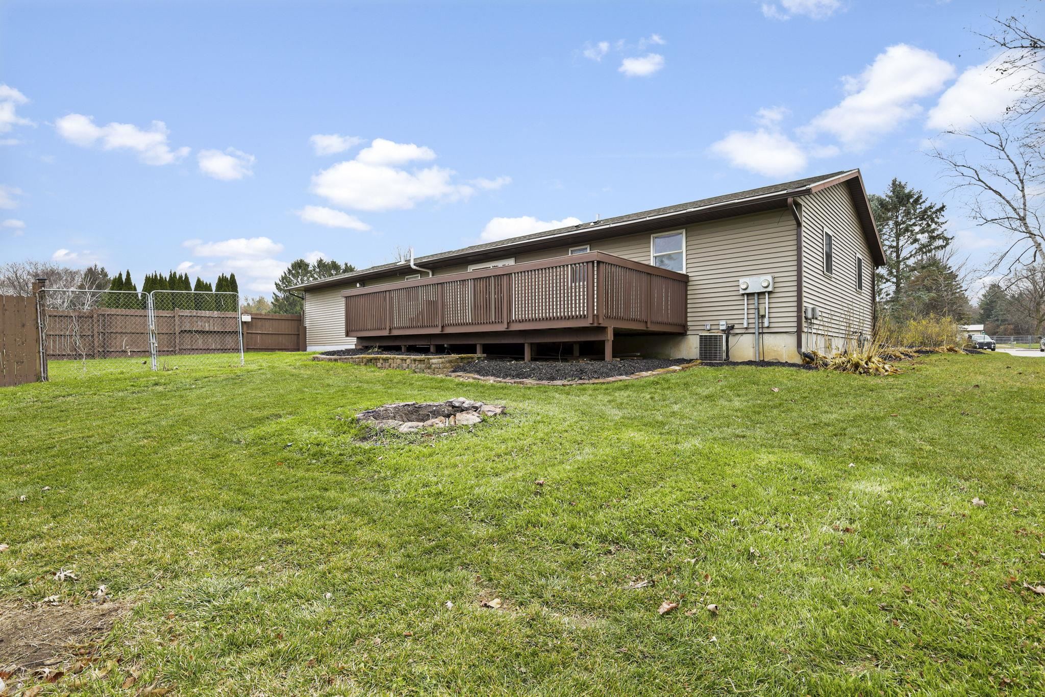 2610 Gladeview Road Cottage Grove, WI 53527 - Photo 31 of 37