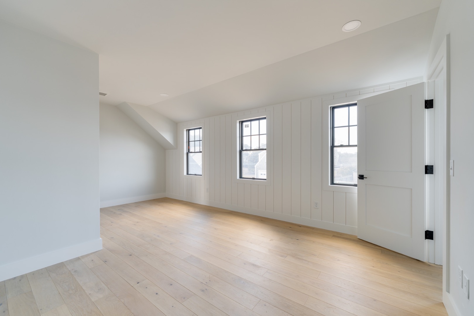 75 Fairgrounds Road Nantucket, MA 02554 - Photo 9 of 29
