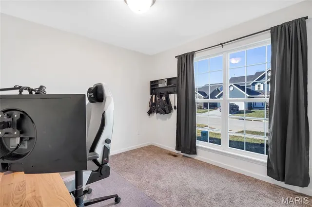 $329,900 | 38 Brush Crk Drive, Pacific, MO 63069