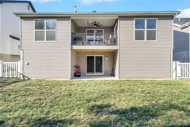 $329,900 | 38 Brush Crk Drive, Pacific, MO 63069