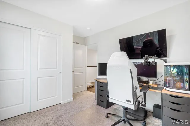 $329,900 | 38 Brush Crk Drive, Pacific, MO 63069