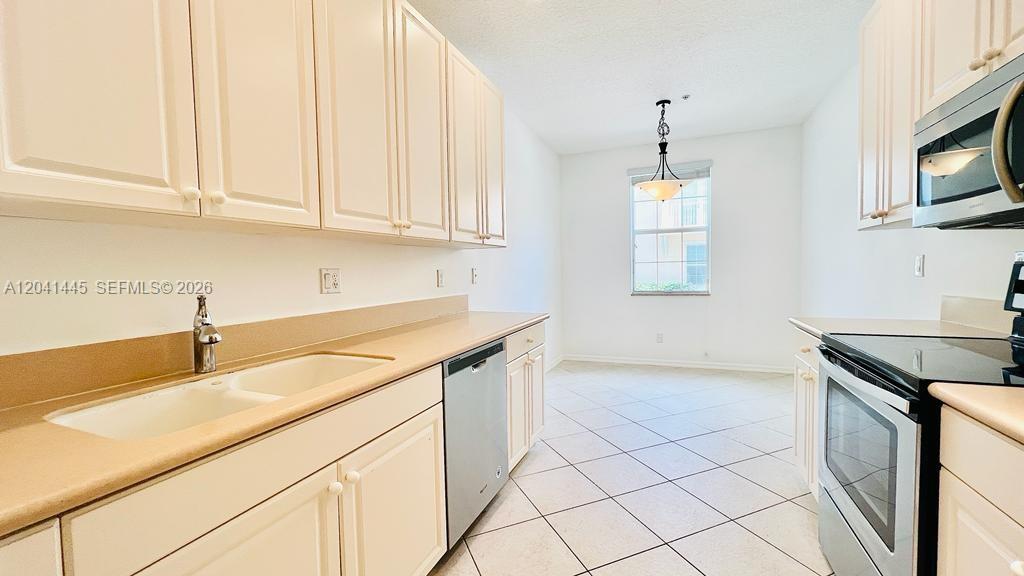 1557 Frederick Small Road, Unit 1557 Jupiter, FL 33458 - Photo 12 of 30