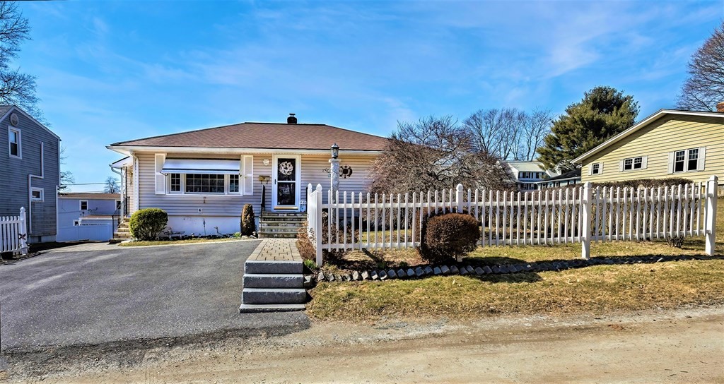 35 Baltic Road Worcester, MA 01607 - Photo 1 of 27 Gallery Image 1