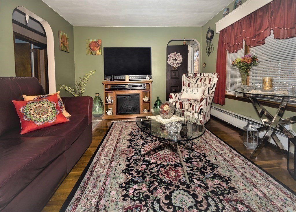 35 Baltic Road Worcester, MA 01607 - Photo 12 of 27 Gallery Image 12