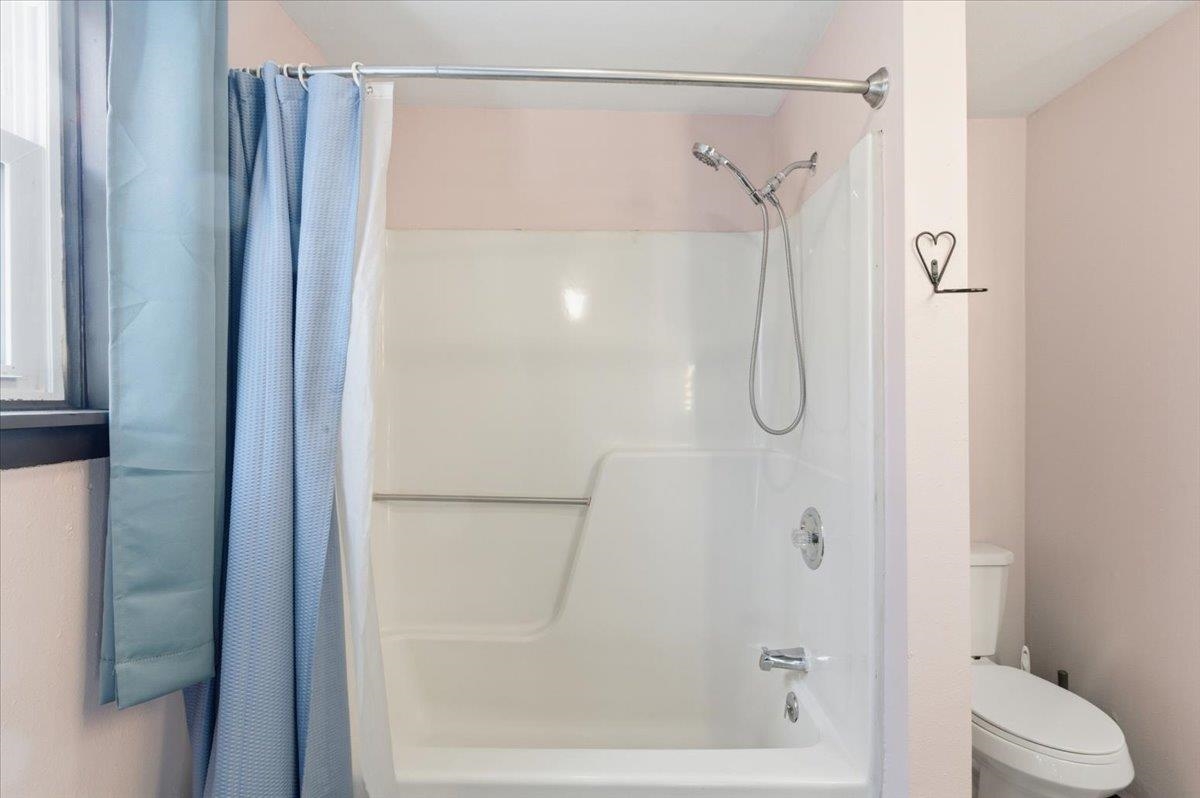 48 Canal Drive Readsboro, VT 05350 - Photo 20 of 54