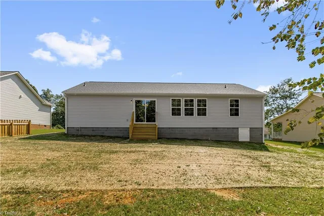 $264,999 | 17 Grace Drive, Thomasville, NC 27360