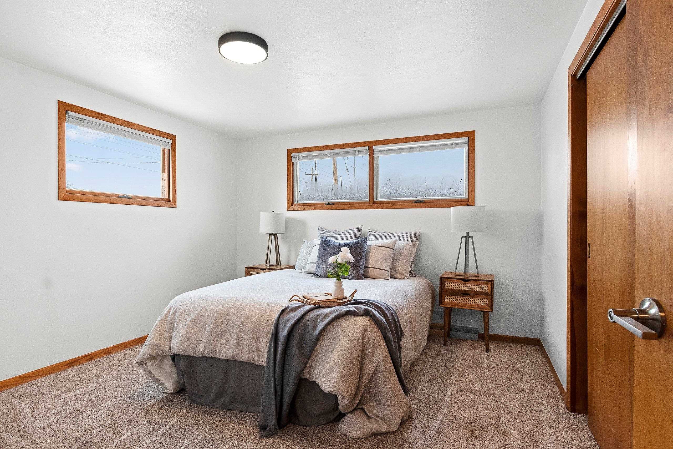 417 West 3rd Street Kimberly, WI 54136 - Photo 11 of 38