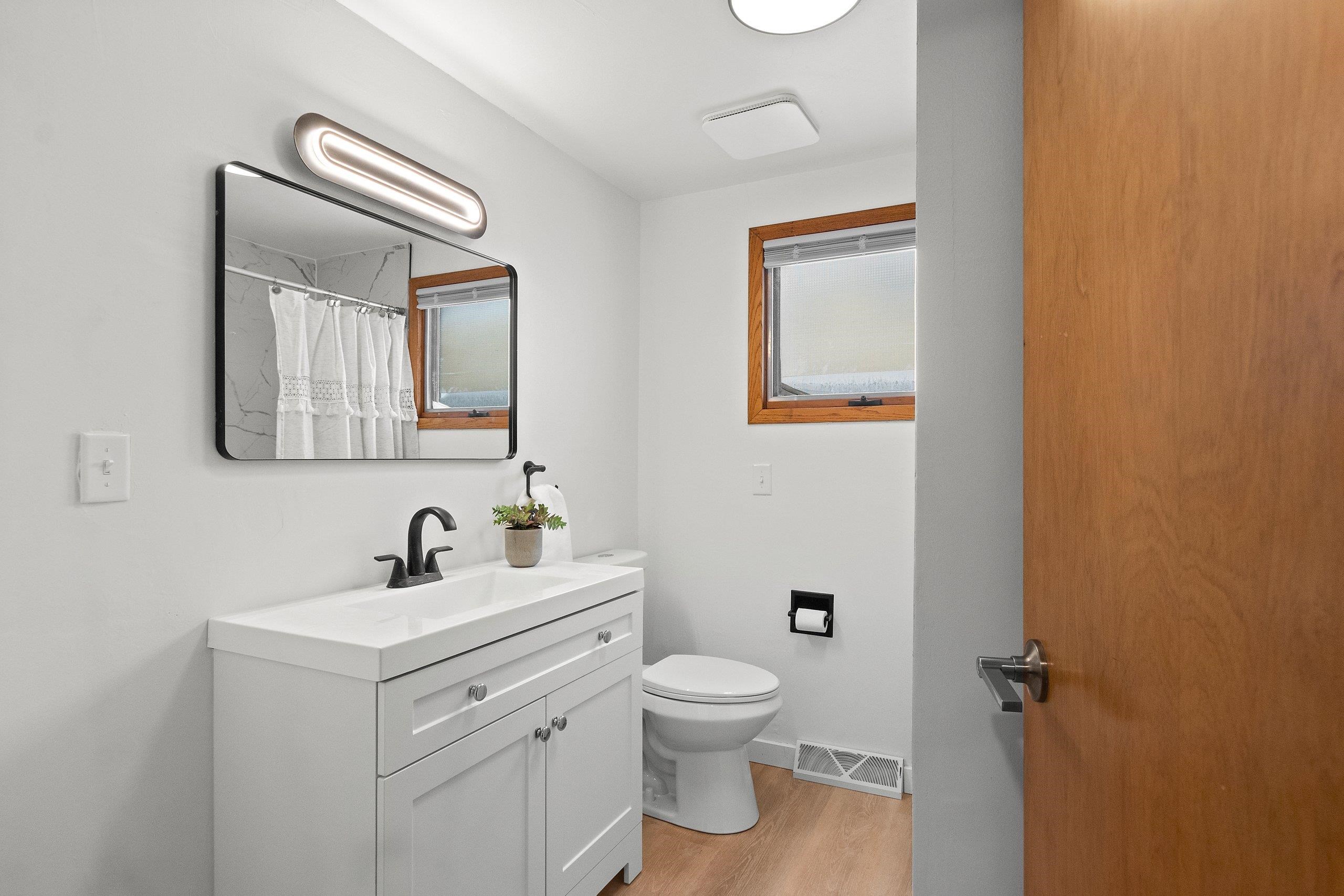 417 West 3rd Street Kimberly, WI 54136 - Photo 13 of 38