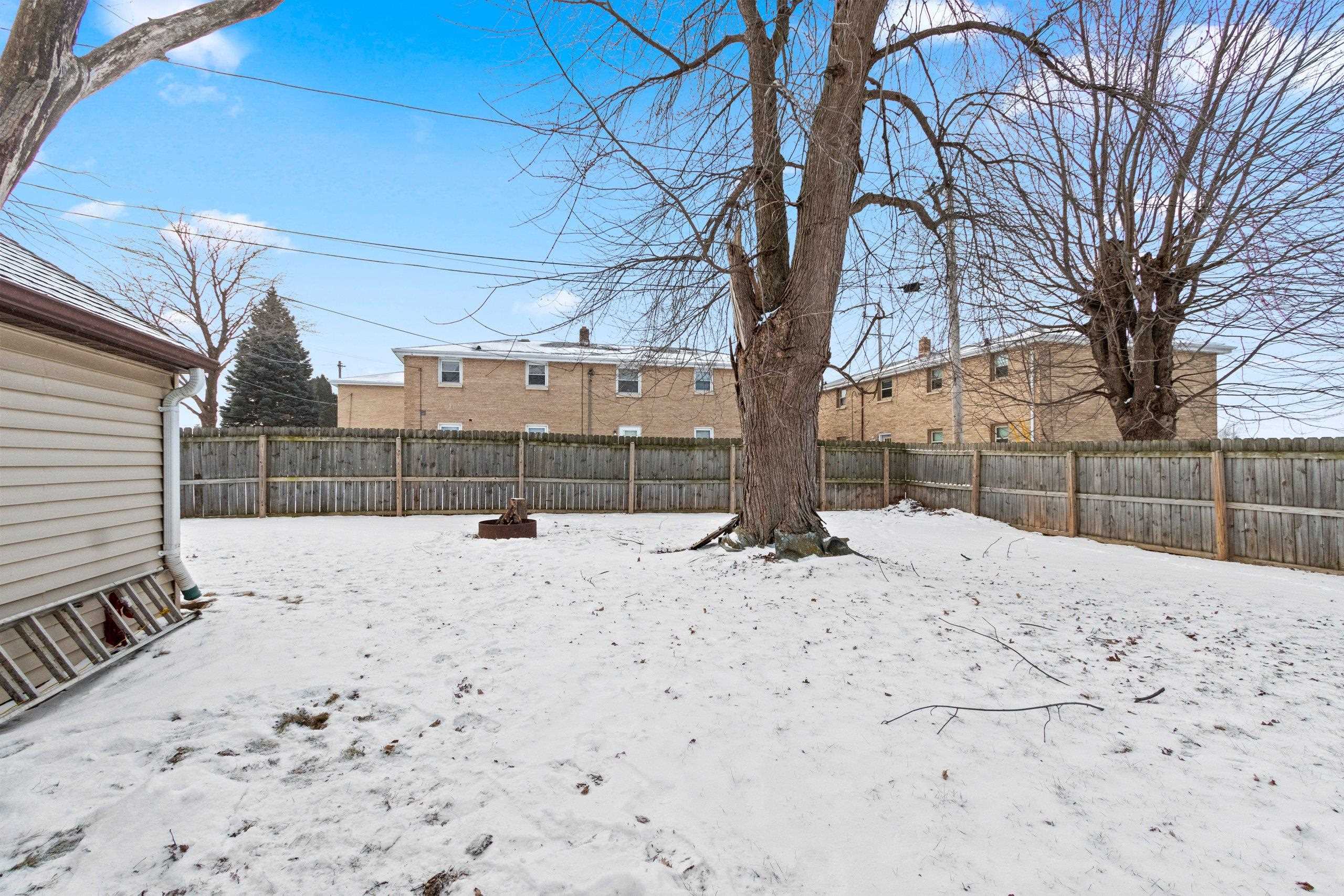 417 West 3rd Street Kimberly, WI 54136 - Photo 35 of 38