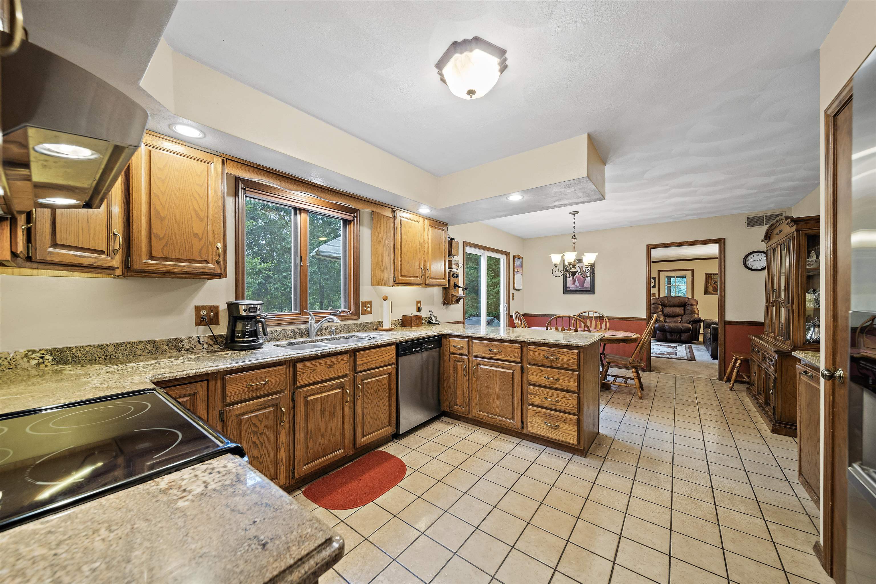 692 Sioux Drive Freeport, IL 61032 - Photo 6 of 36 a kitchen with a sink a stove and cabinets
