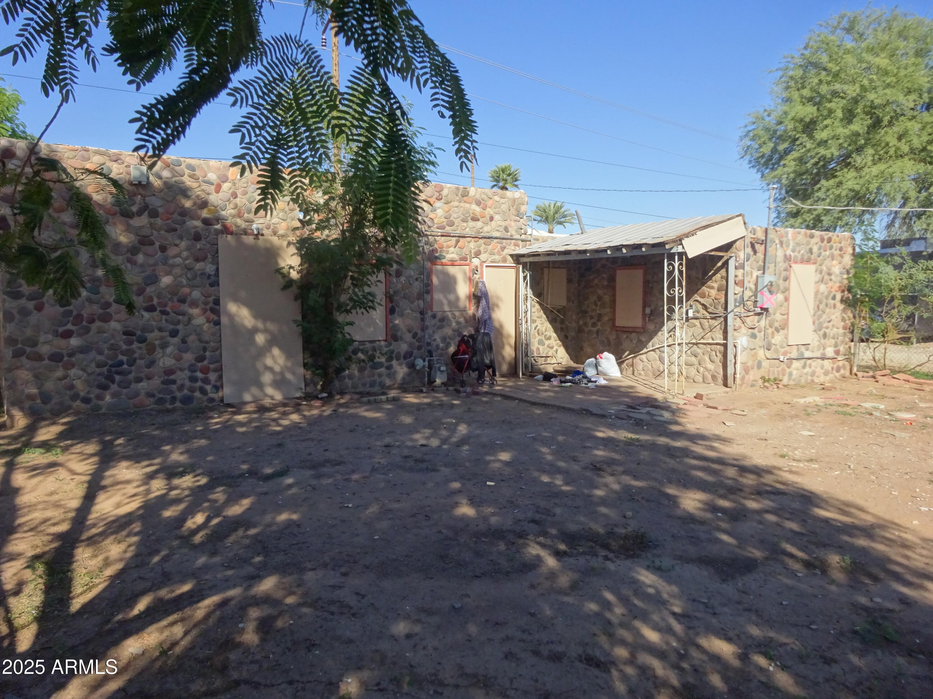 2821 East Adams Street Phoenix, AZ 85034 - Photo 17 of 17 a view of a outdoor space