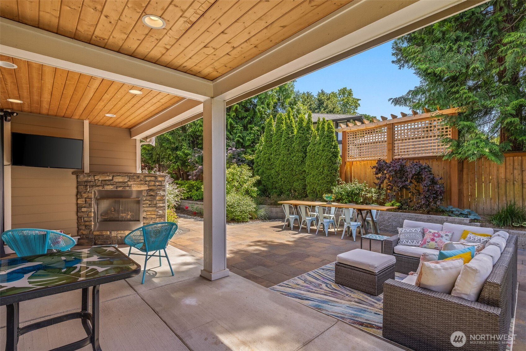 627 Southwest 185th Street Normandy Park, WA 98166 - Photo 6 of 38