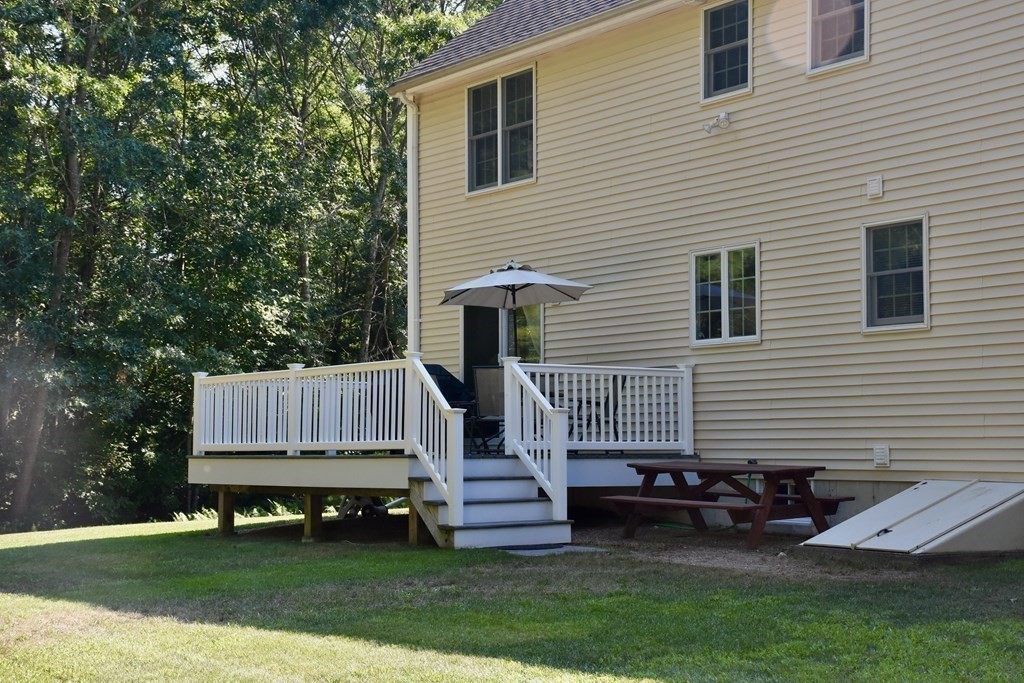26 Boxberry Drive Rochester, MA 02770 - Photo 25 of 30