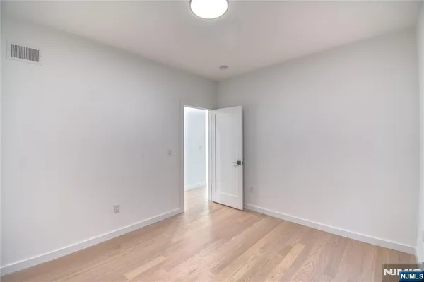 $4,995 | 35 Henry Avenue, Unit 2, Palisades Park, NJ 07650