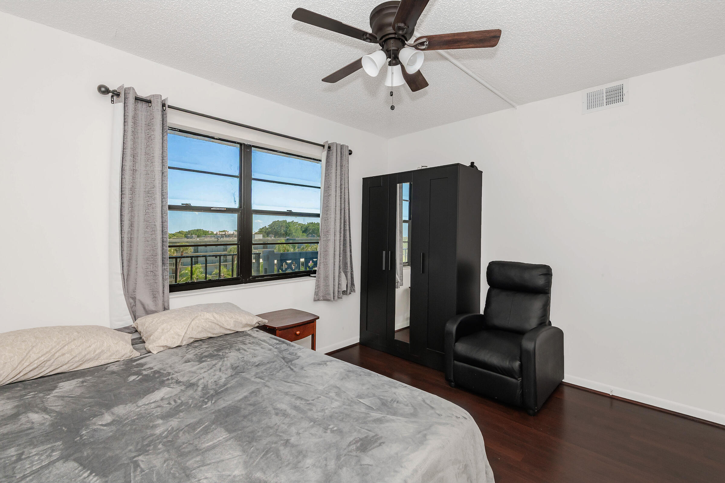 9235 Southwest 8th Street, Unit 502 Boca Raton, FL 33428 - Photo 25 of 29 0-21