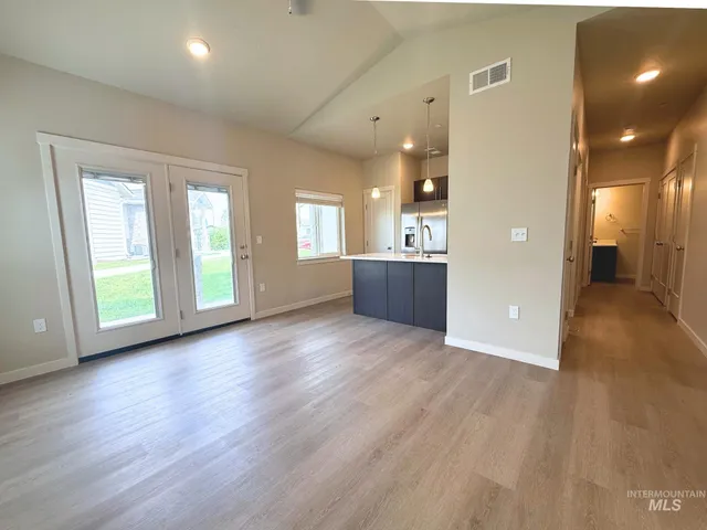 $899,000 | 604 North 44th Street, Nampa, ID 83687