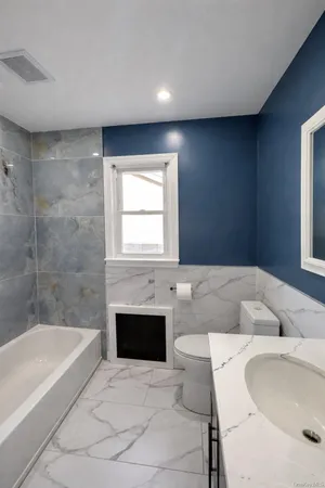 $799,999 | 104 Phoenix Street, Hempstead, NY 11550