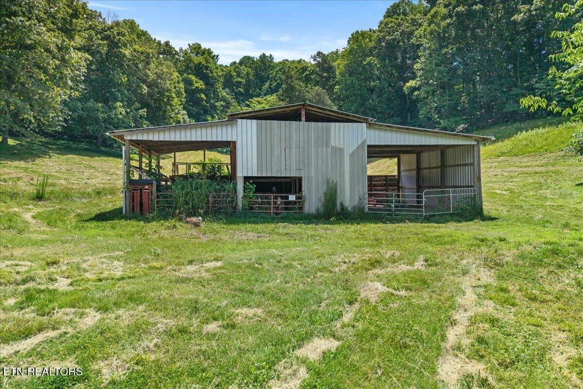 982 Wilson Station Road Madisonville, TN 37354 - Photo 29 of 46