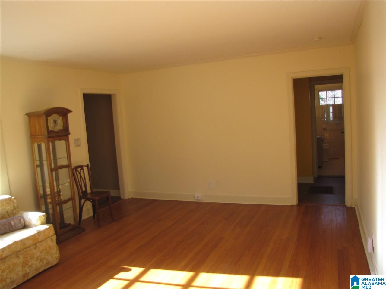 574 Rutherford Circle Birmingham, AL 35206 - Photo 3 of 19