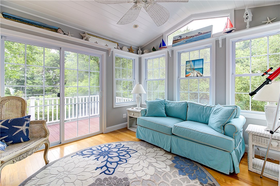 45 Algonquin Road Narragansett, RI 02882 - Photo 14 of 47