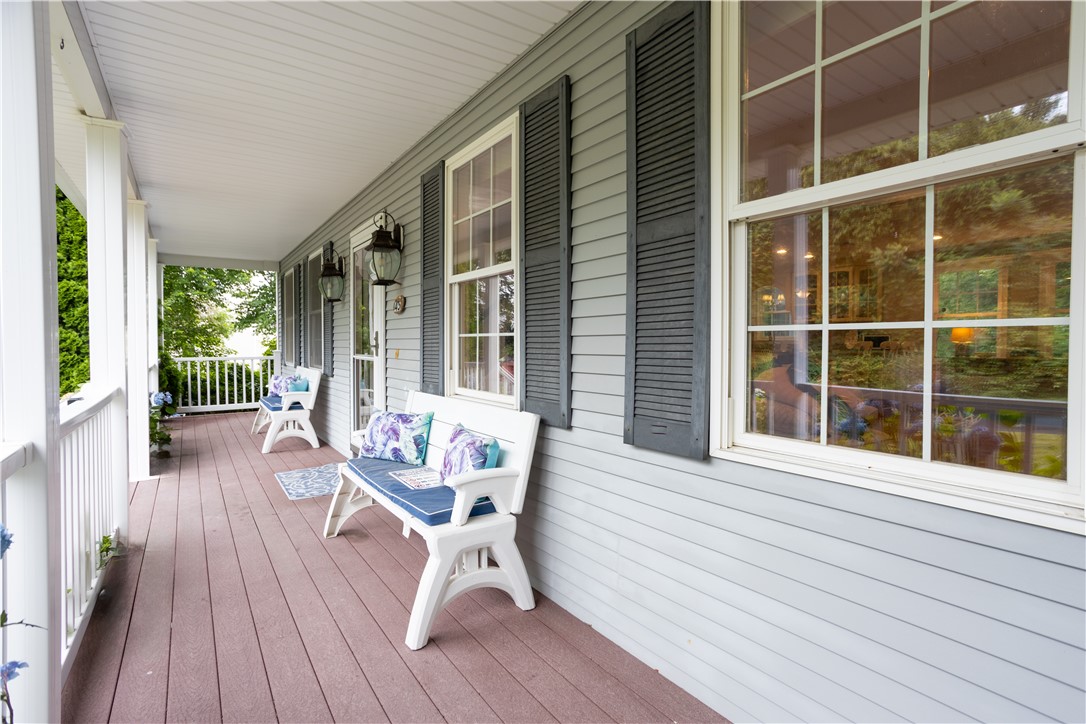 45 Algonquin Road Narragansett, RI 02882 - Photo 7 of 47